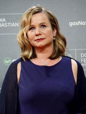 The 57-year old daughter of father Richard Watson and mother Katharine Watson Emily Watson in 2024 photo. Emily Watson earned a  million dollar salary - leaving the net worth at 10 million in 2024
