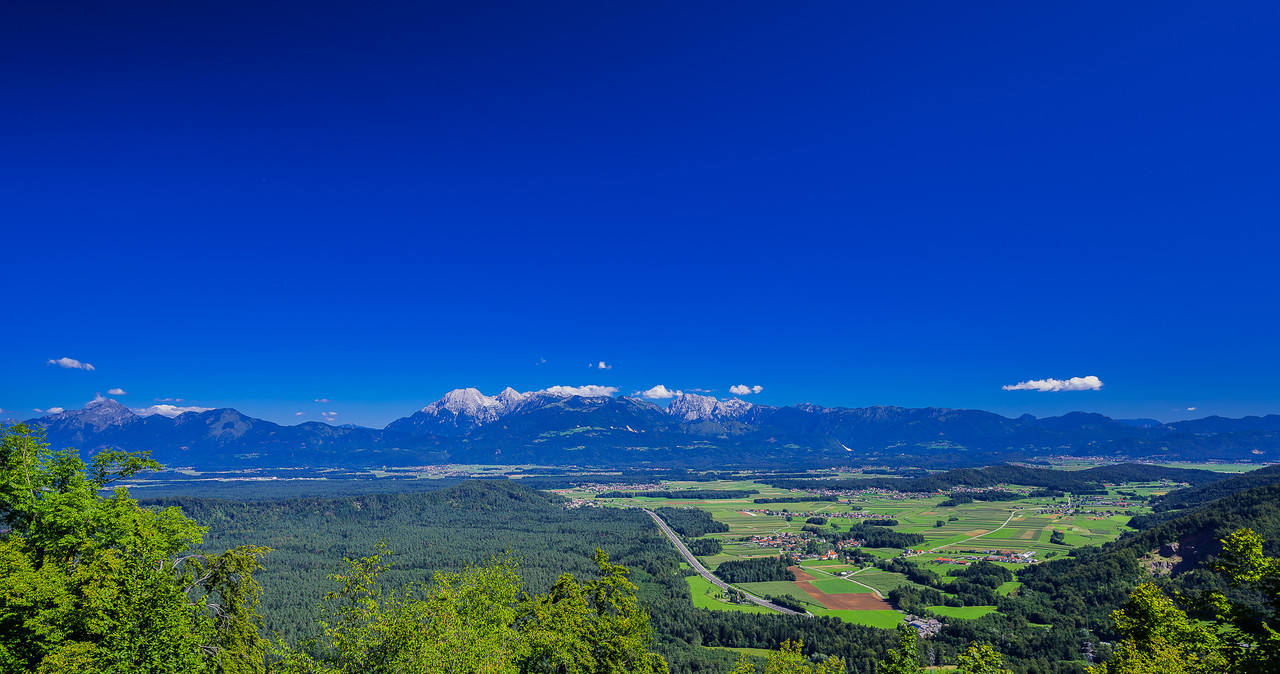 25596181945-6a8b17afb3-k.jpg
