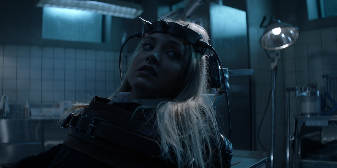 Batwoman.S01E19.A.Secret.Kept.From.All.the.Rest.1080p.10bit.AMZN.WEB-DL.AAC5.1.HEVC-Vyndros.mkv_snap