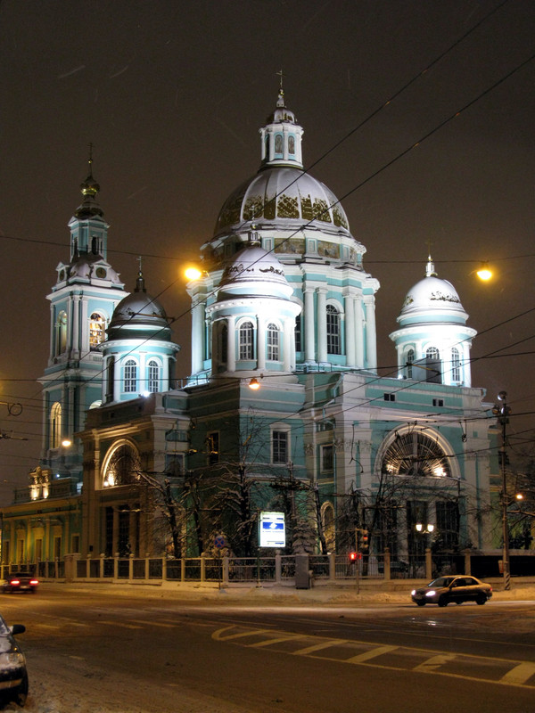 Bogoyavlensky_(Epiphany)_cathedral_in_Yelokhovo_