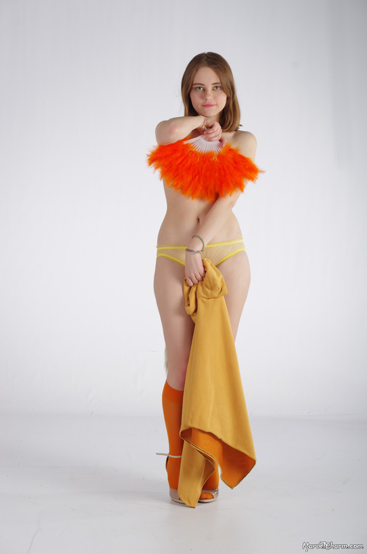 MarvelCharm_Nicolette-Foxy-046