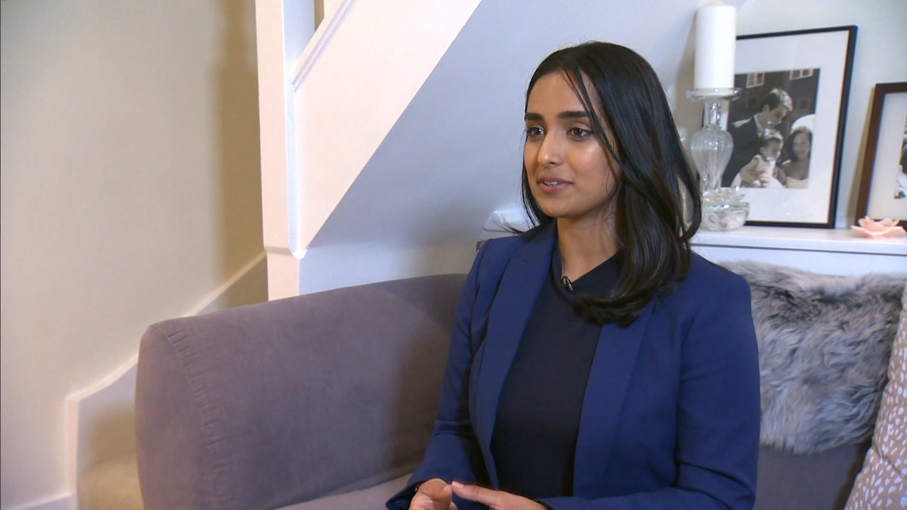 09.28 - 18.00.00 - ITV News London. The latest news in London and the....ts_snapshot_18.37.982