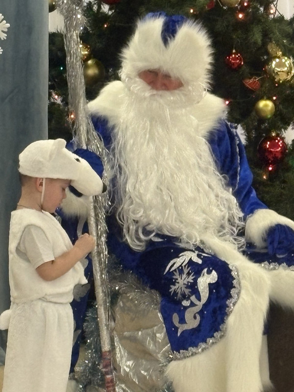 photo-5364013071938030840-y