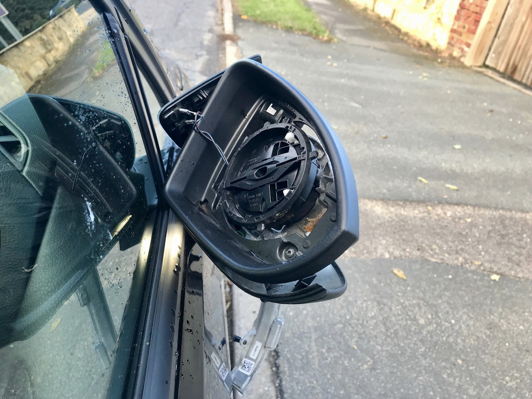 F5F10C72-16DC-418A-B91C-0E8A17CD3B7E