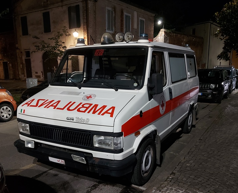 i.postimg.cc/26fFWYQz/ducato-ambulanza.jpg