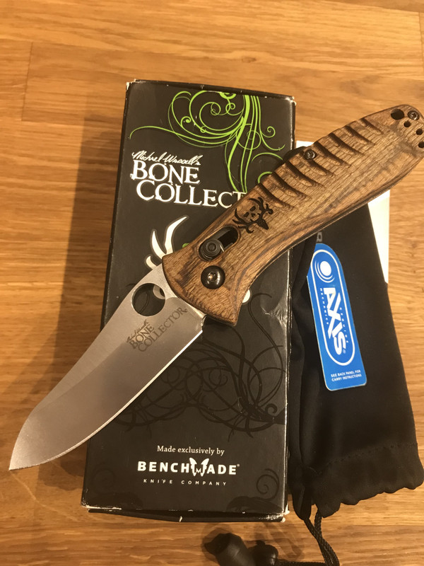 8B905351-D9B5-489B-B366-BC7059B924C5