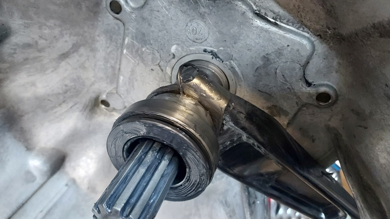 2A29B817-06E2-4DC0-9843-CE0DB2619557