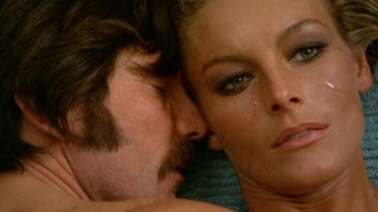 MV5BMzBhMjM0ZGQtOGNlYS00YTlhLWFmYzItN2Q2YzA4MDlmODk4XkEyXkFqcGde