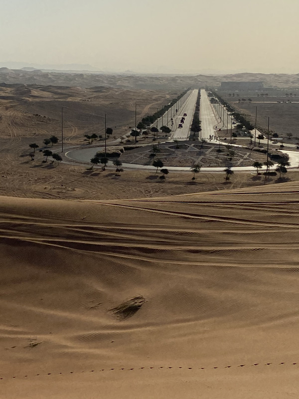 C162383E-AE80-4261-B7DF-6D00AA70A27F