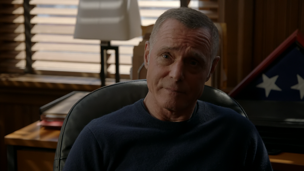 Chicago P D S13E17 Partners 1080p 10bit AMZN WEB DL DDP5 1 HEVC Vyndros mkv snapshot 21 56 2026 05