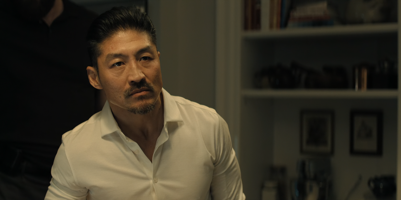 Reacher.S03E06.Smoke.on.the.Water.2160p.10bit.AMZN.WEB-DL.DDP5.1.HEVC-Vyndros.mkv_snapshot_36.56_[20