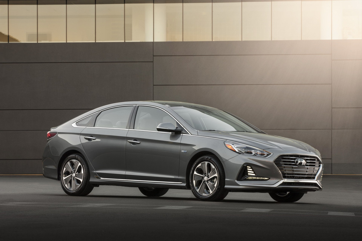 2018 Hyundai Sonata Hybrid (15)