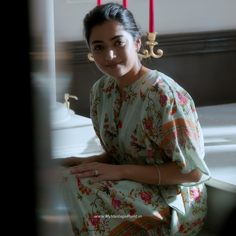 69-Rashmika-Mandanna-Hot-in-Animal-Movie-with-Ranbir-Kapoor