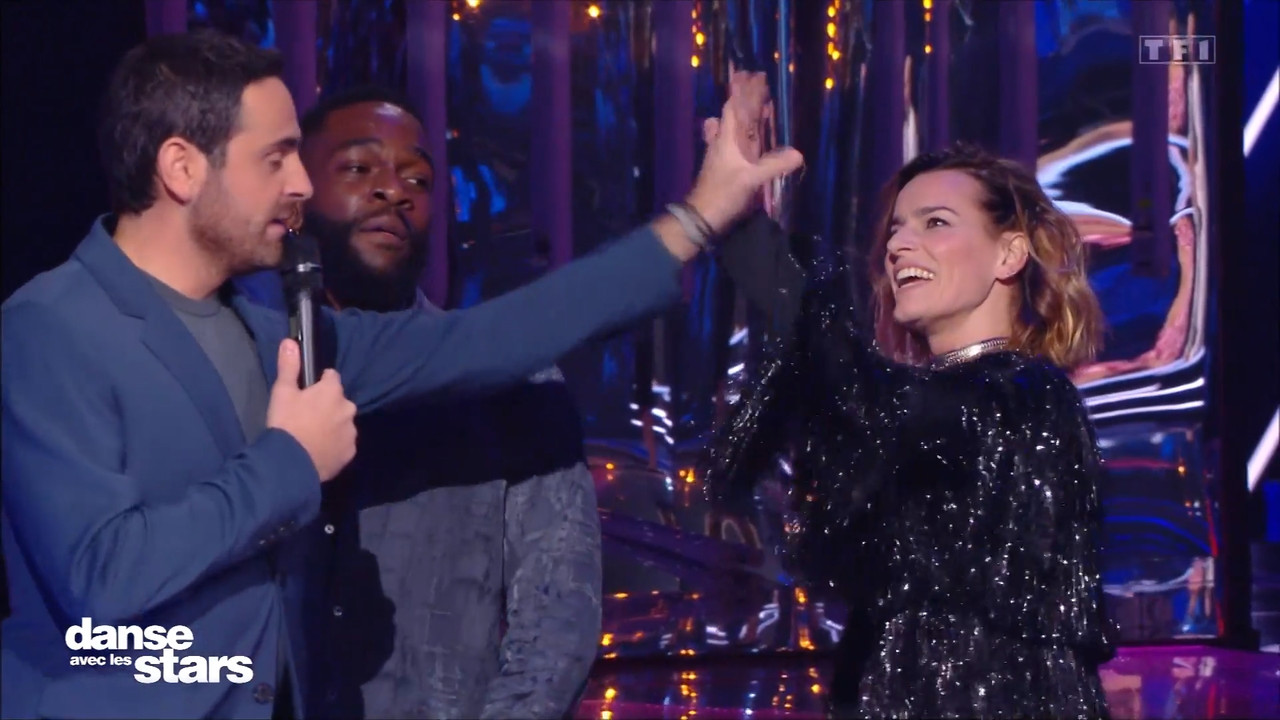 2021-11-12_21_05_TF1_Danse-avec-les-stars.mp4_snapshot_23.29.941