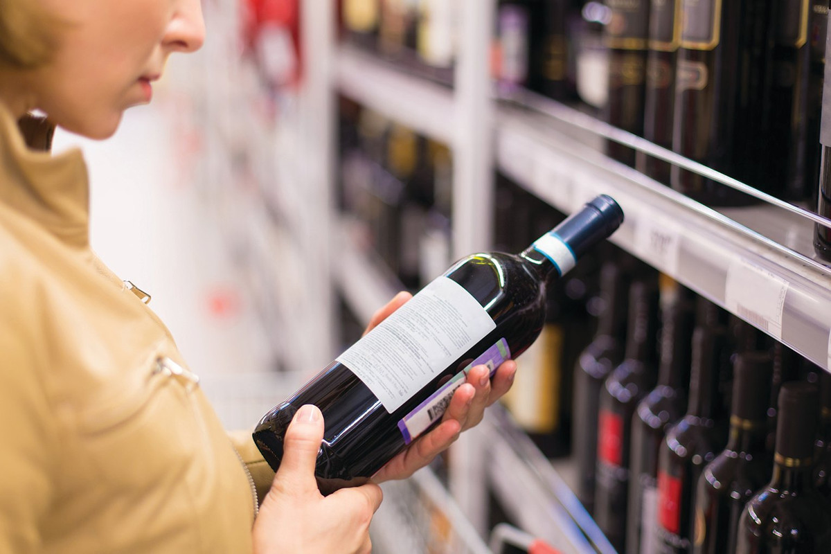Artisanal Spirits: The Role of Specialty Liquor Stores