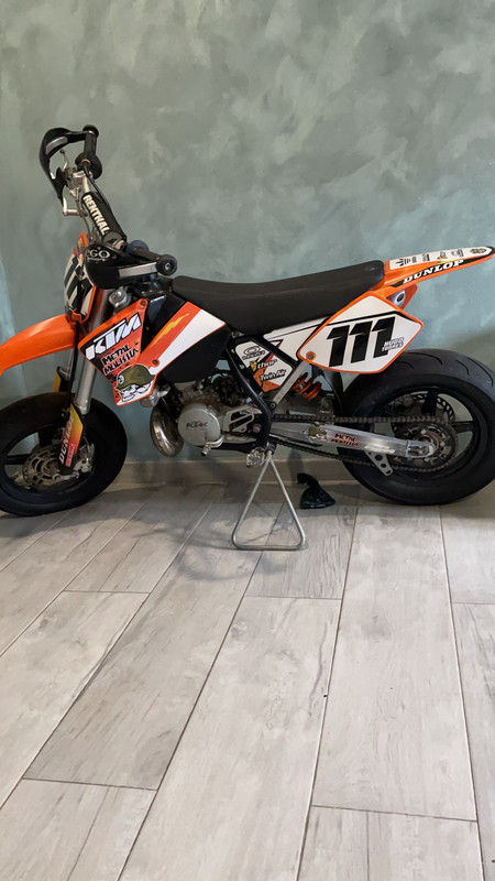 6601C5F5-3727-4326-8B44-E8C65F5F573D