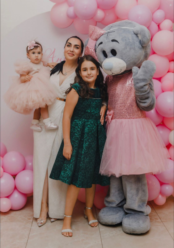 DCEC9917-00FD-47F7-B3D3-E9261D82E78B