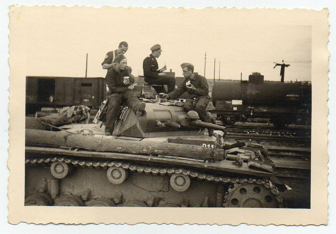 Wehrmacht Frankreichfeldzug Panzer Güterzug Brotzeit