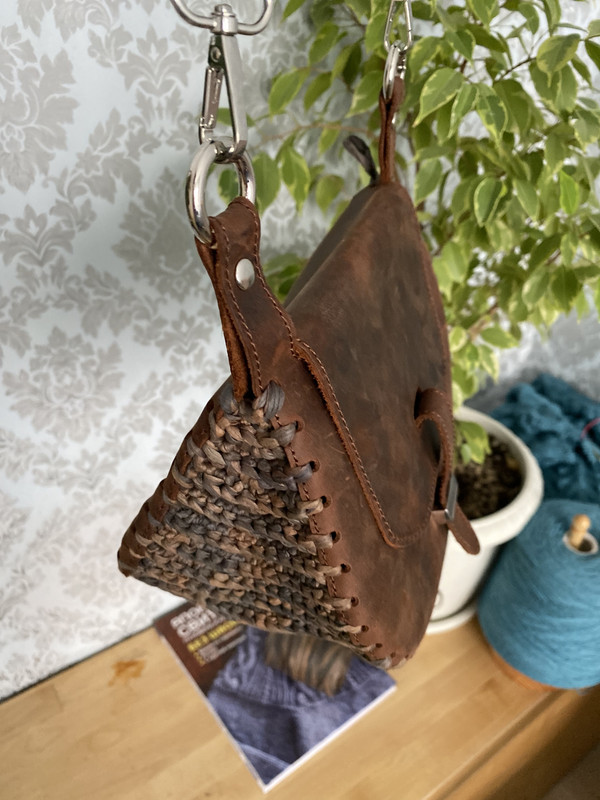 4C31BEA5-3D3D-492C-BF59-0D256809F44C