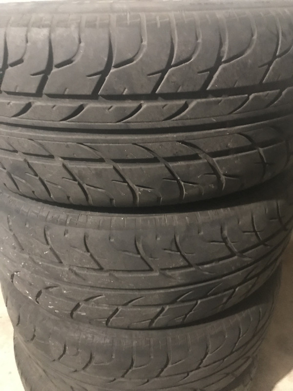 F6371E8A-6CDC-4444-93FB-94A64C4822D3