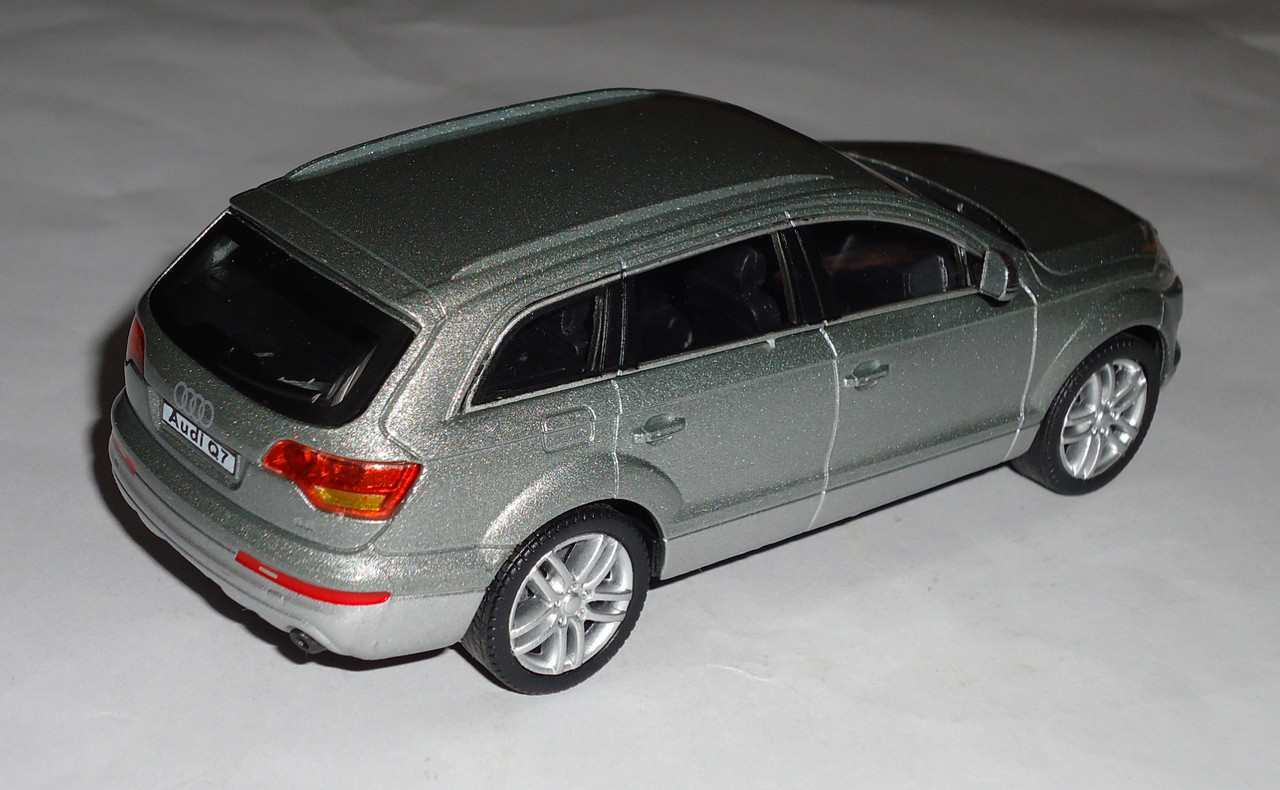 Audi-Q7 4.2 quattro1