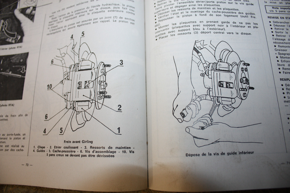 plaquettes de freins et ressorts 002