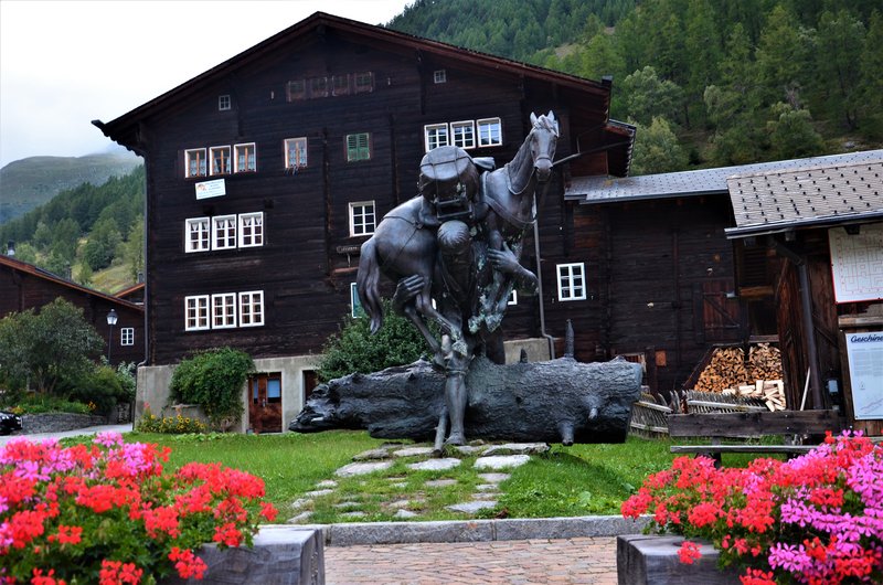 MÜNSTER Y RECKINGEN-8-9-2019 - Suiza y sus pueblos-2019 (13)