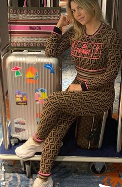 Wanda-Nara-tuta-Fendi-borsa-Dior-valigia-Rimowa