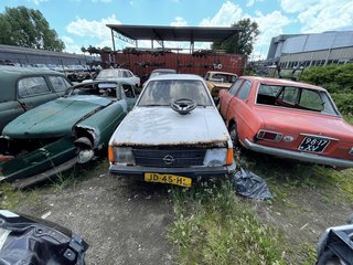 AFD85825-9E8E-41D8-B72C-BCA595D00880