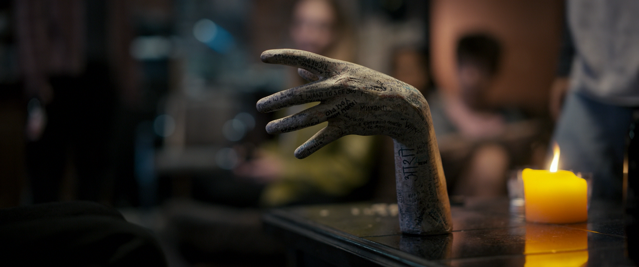 Talk to Me (2022) (1080p WEB-RIP AV1 Opus) [NeoNyx343] - [00:19:03.417]v1