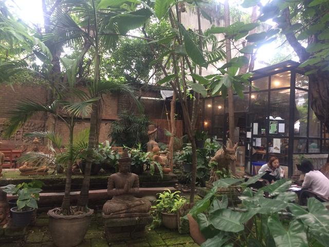 Nuestra primera vez en el Sudeste Asiático. Tailandia en Junio de 2018 - Blogs de Tailandia - Explorando Chiang Mai. Doi Suthep, centro ciudad y Saturday Market (22)