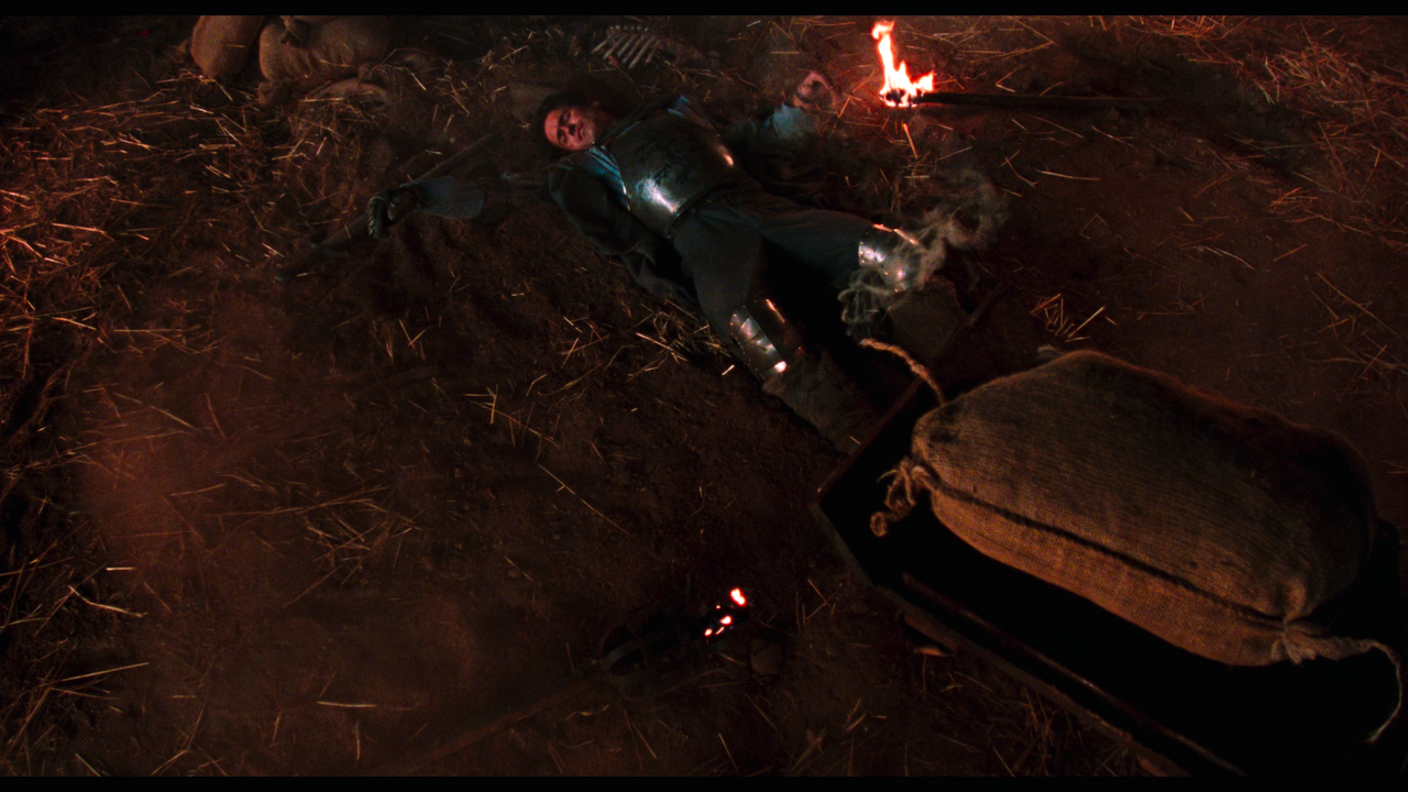 Army.of.Darkness.1992.THEATRICAL.2160p.BDRemux.HDR.DV7-Нечипорук.mkv_snapshot_01.09.14.315