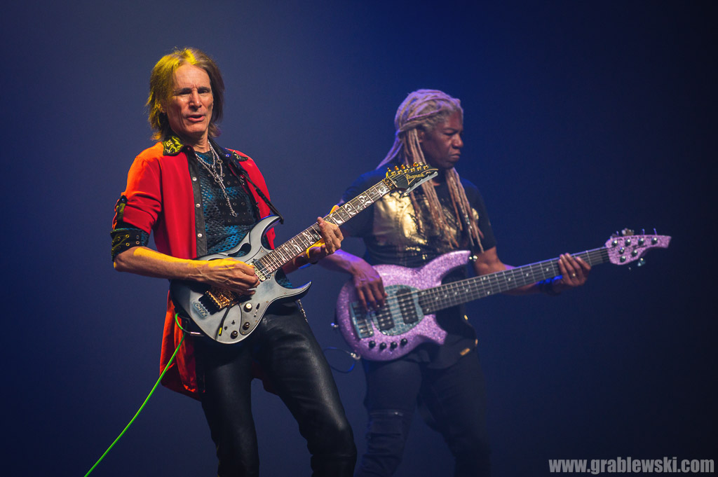 [Obrazek: 2023-05-03-Steve-Vai-020.jpg]