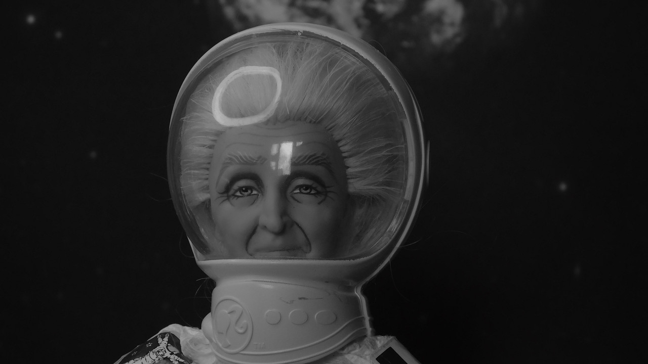 К космонавтике 2024 и барбейское 042