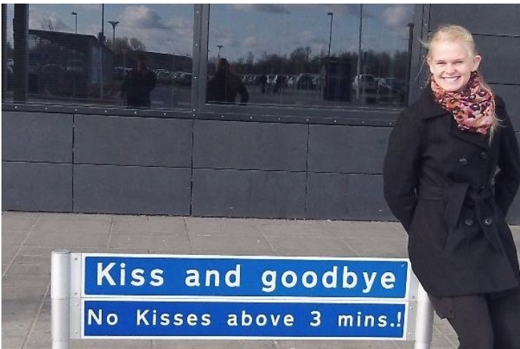 Hilarious picture!!! Kiss-and-goodbye