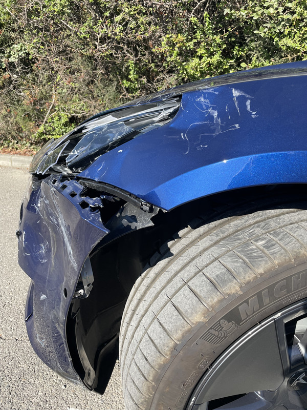 D30493A1-D1F0-4A27-AFA0-C5819D94DFBB