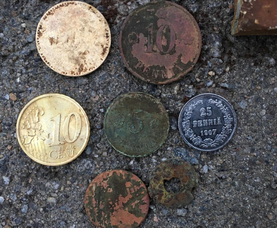 1FE33F90-4055-4846-9AE9-092A4FB72116