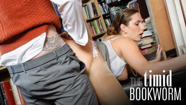 JoyBear – Paige Turnah – The Timid Bookworm