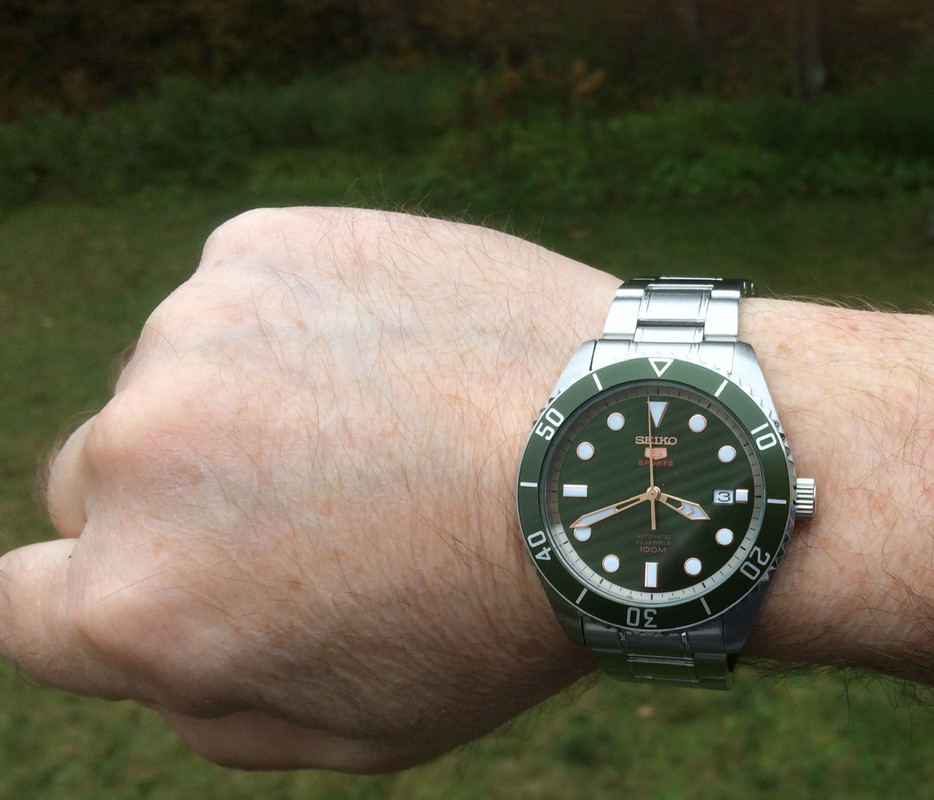 20C3A498-0A67-43F6-85A4-5C8D0BB866A3