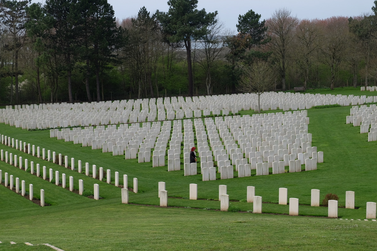 25415256-3FAD-40BF-929B-D146304B8996