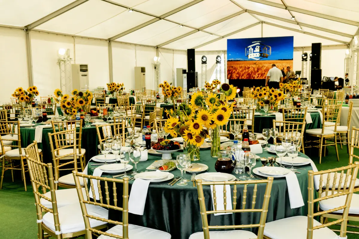 Аренда шатра для банкетов