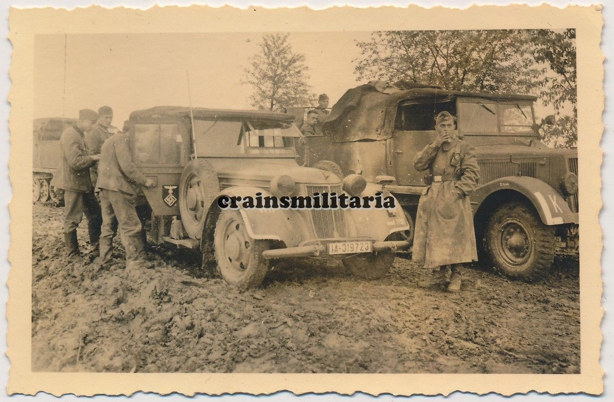 Orig. Foto Vormarsch SdKfz 11 Halbkette Wanderer Kübelwagen Schl