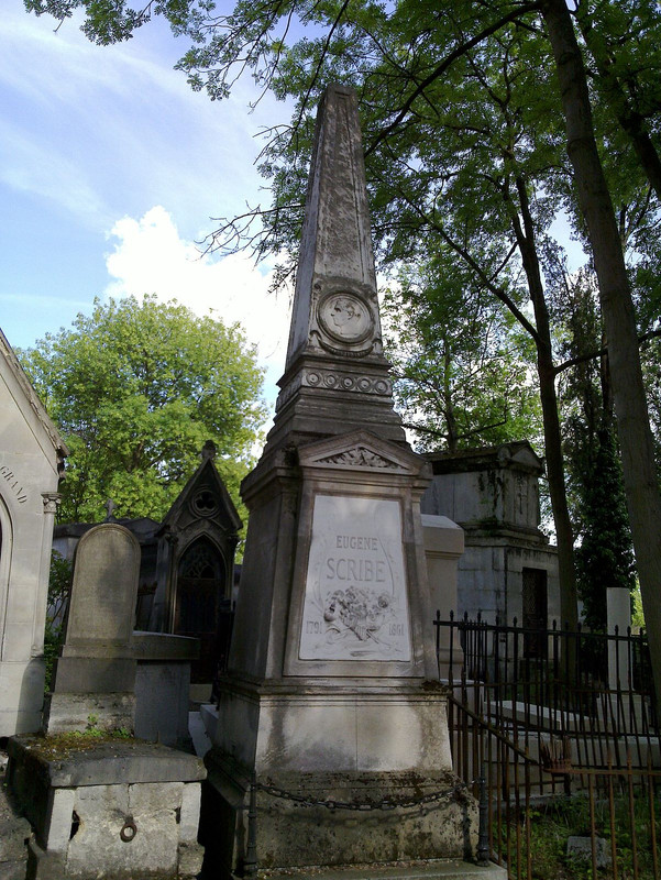 1200px-Eugene-Scribe-grave