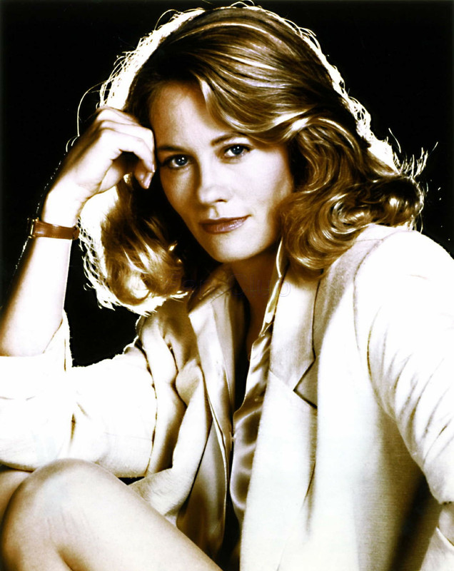 CybillShepherd_b33
