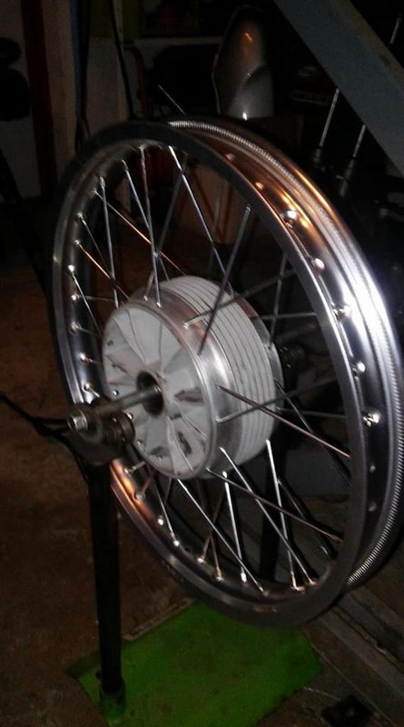 Prednji kotač Jawa 90