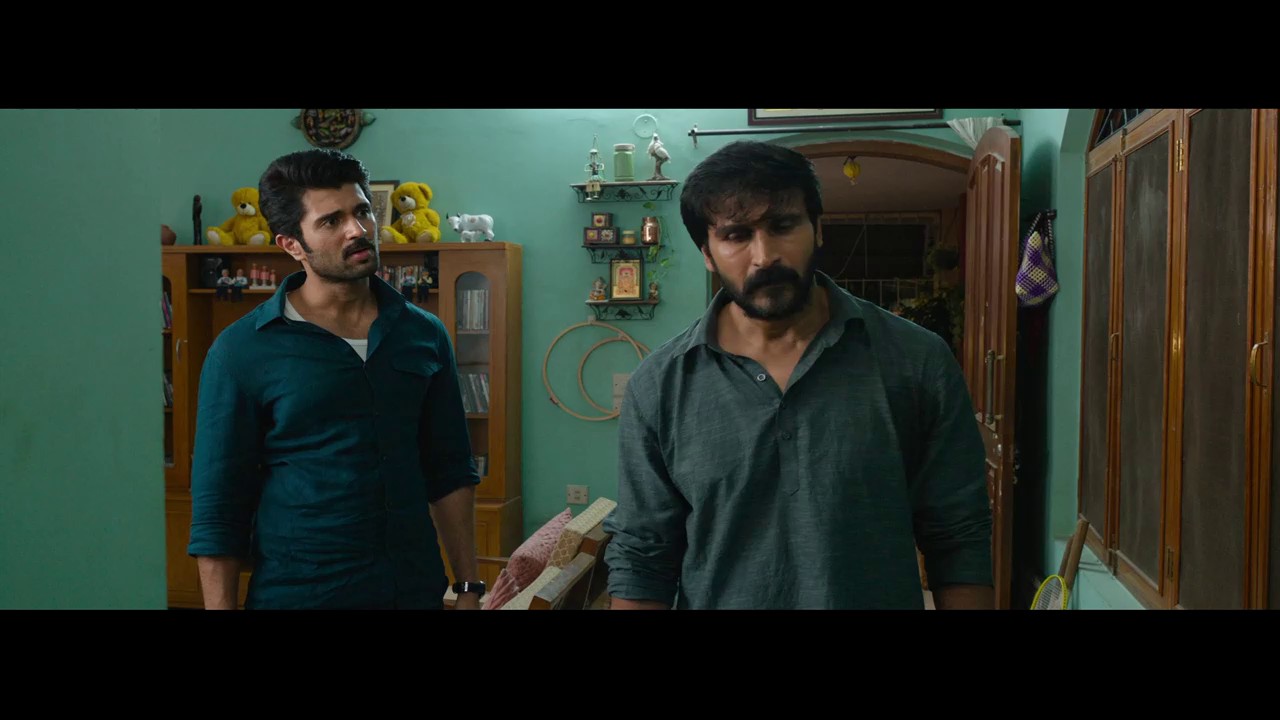 The-Family-Star-2024-Hindi-WEBRip-720p-AVC-EAC3-6ch-mkv-0002