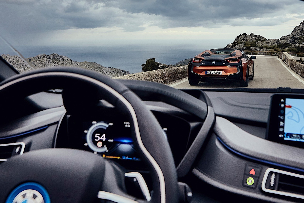 BMW i8 Roadster First Edition (17)