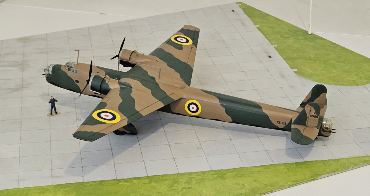VALOM 1/72 Handley Page Harrow Mk 2 heavy bomber - Ready for