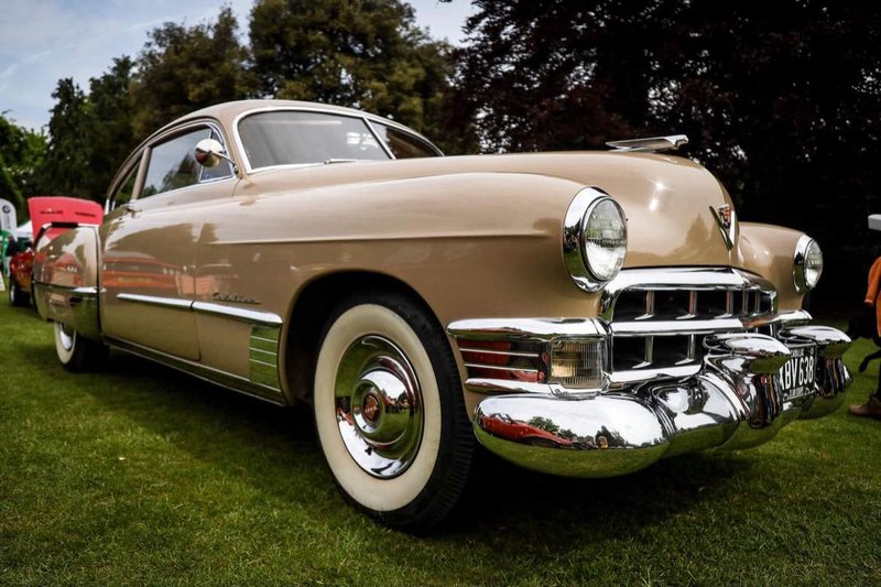vintage-car-cadillac-june-23.jpg