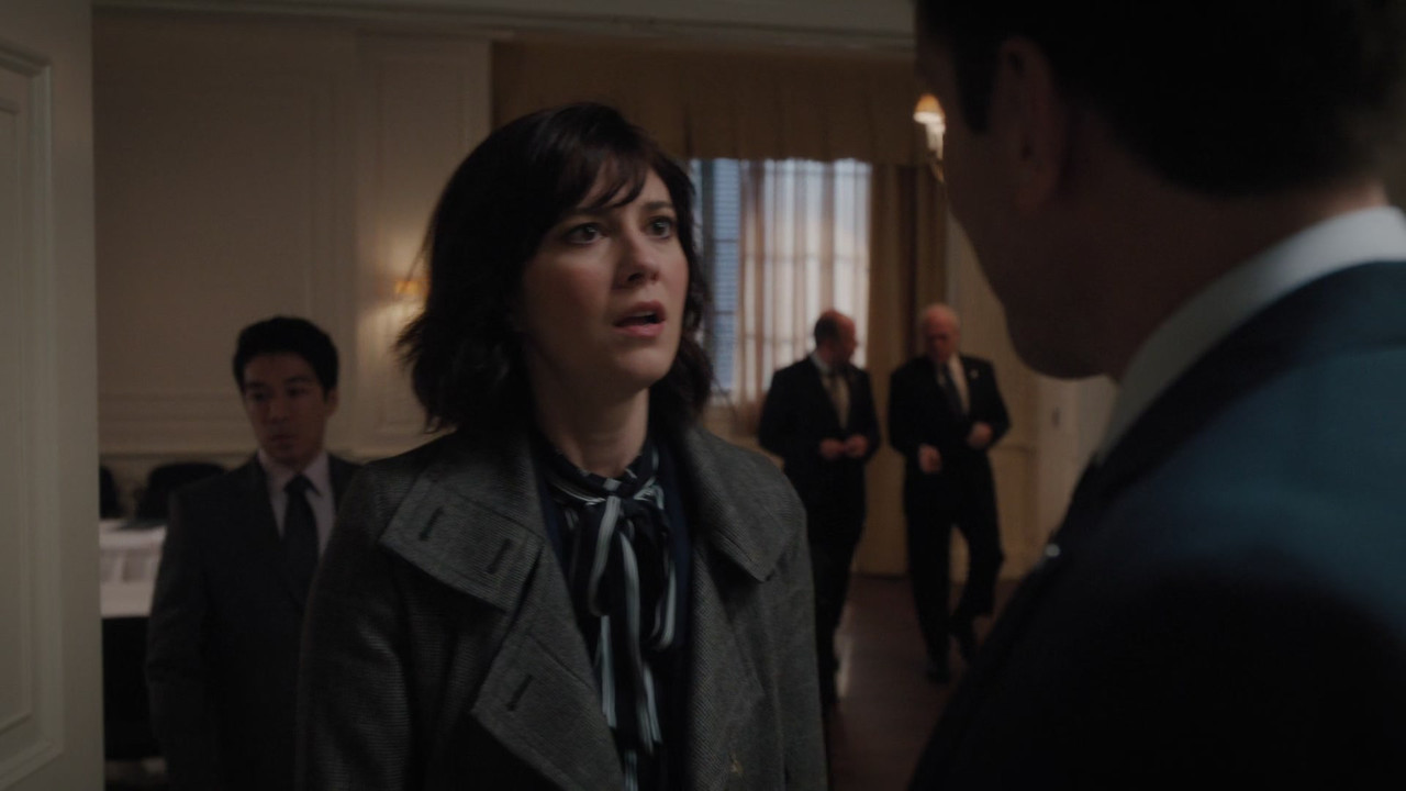 BrainDead (2016) - S01E01 - Episode 1 (1080p AMZN WEB-DL x265 Si